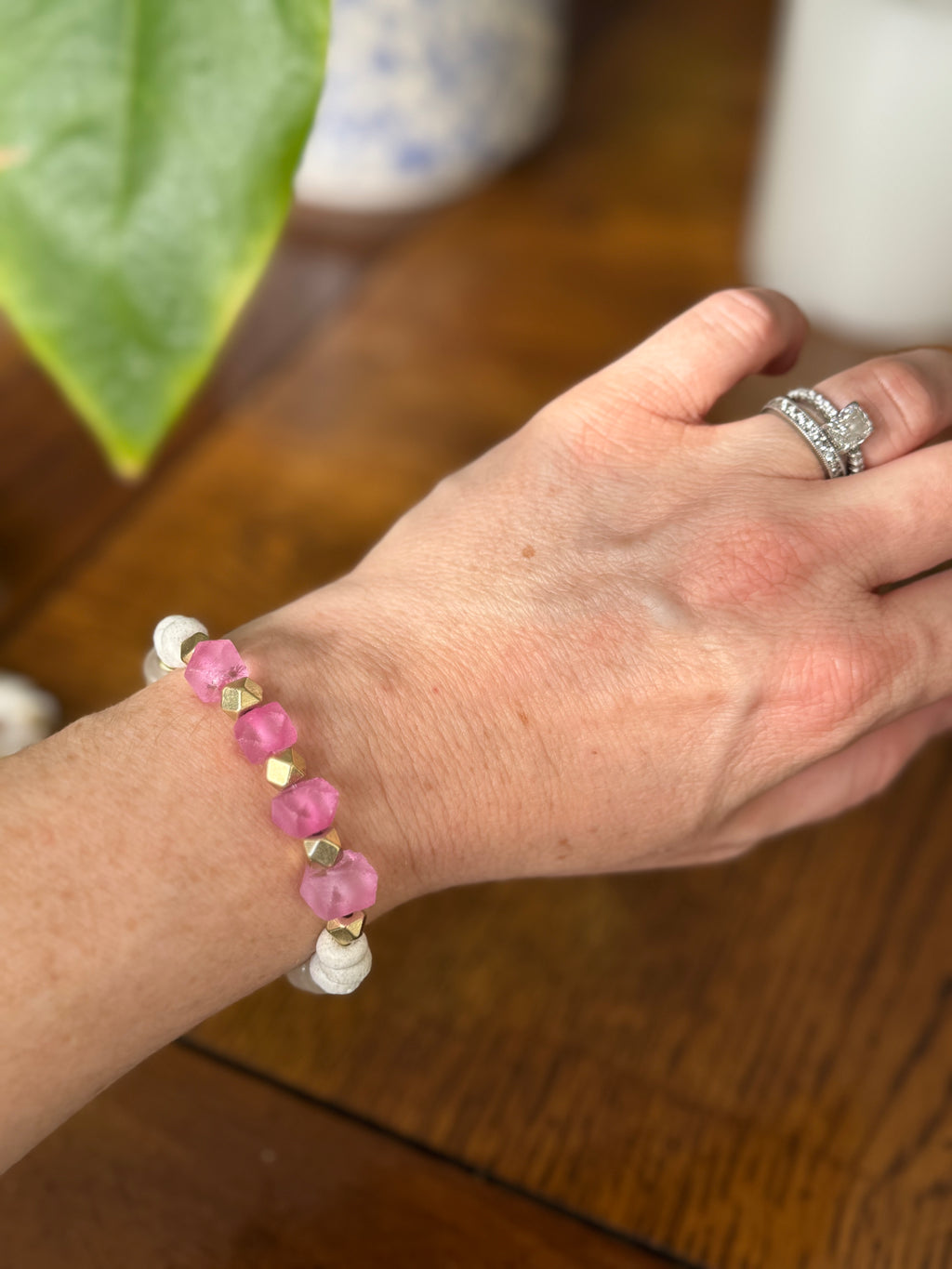 Hibiscus Bloom Aromatherapy Diffuser Bracelet